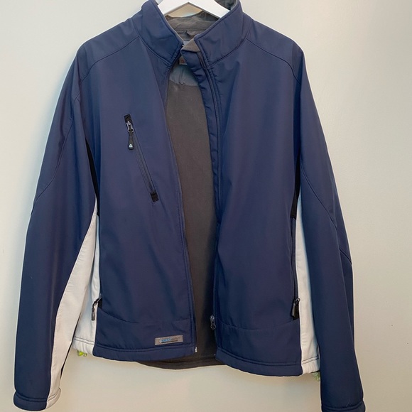 3/$15 Men’s soft shell, fleece lined jacket - Picture 3 of 9